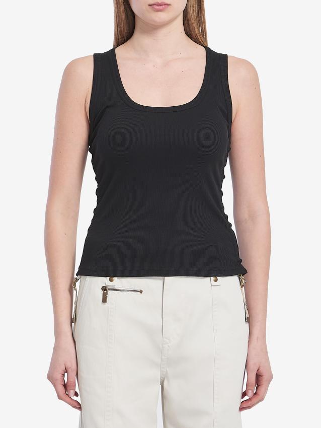 p25_burberry_p25-burberry-8109196a1189.jpg