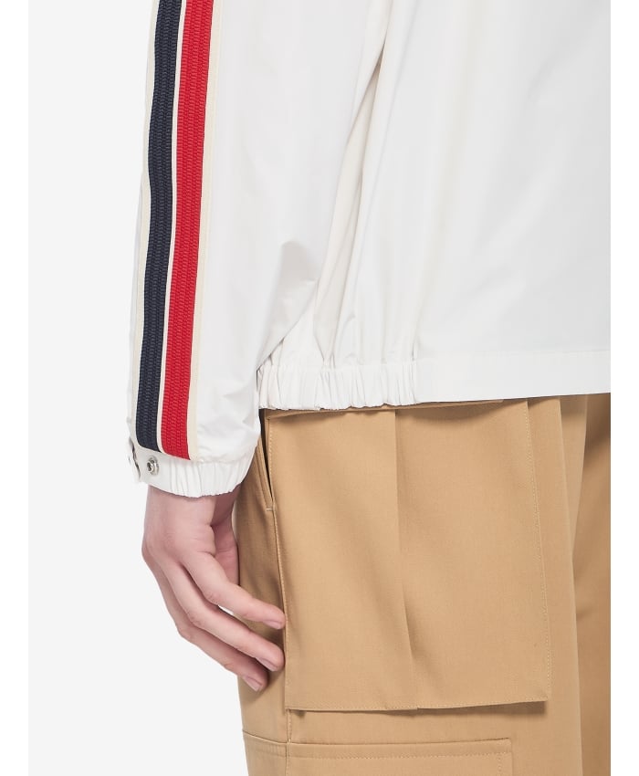 p25_moncler_p25-moncler-1a00187598760352p.jpg