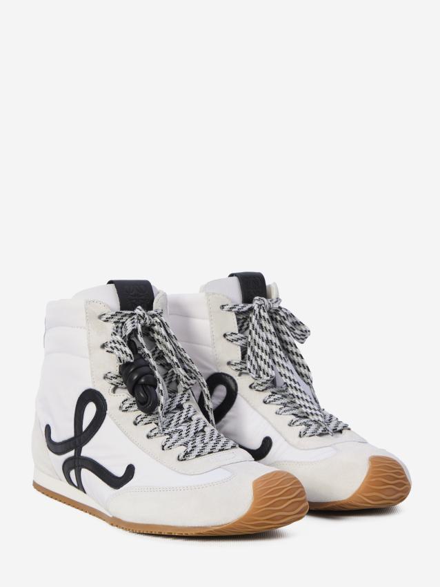 p25_loewe_p25-loewe-lbr2282x1821012p.jpg