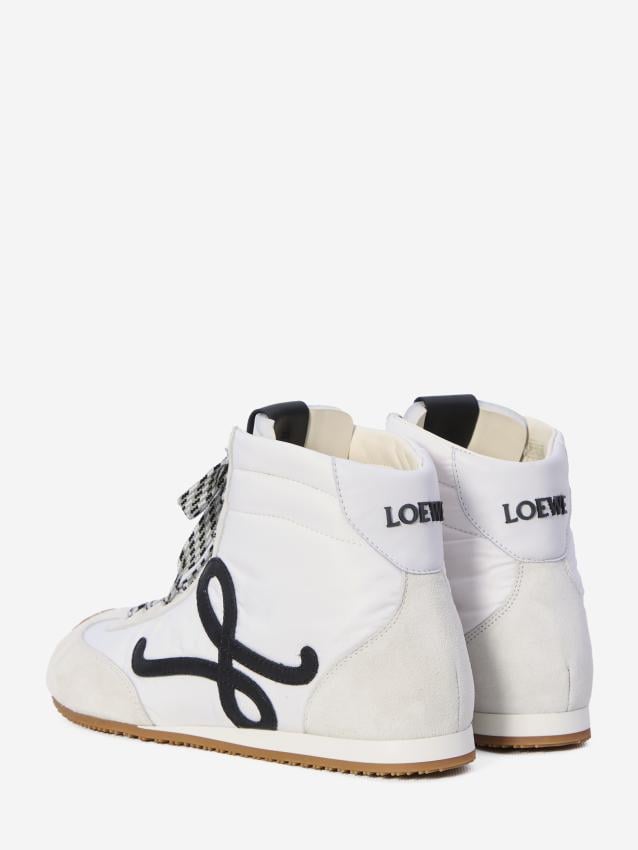p25_loewe_p25-loewe-lbr2282x1821014p.jpg