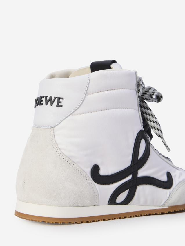 p25_loewe_p25-loewe-lbr2282x1821016p.jpg