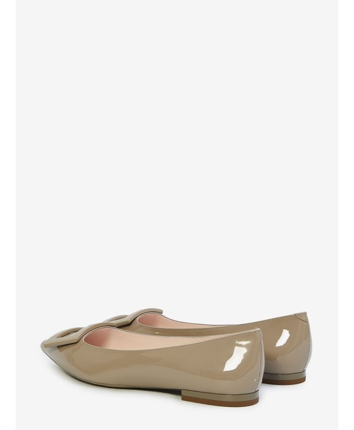 p25_roger-vivier_p25-roger-vivier-rvw57527920d1pc4154p.jpg