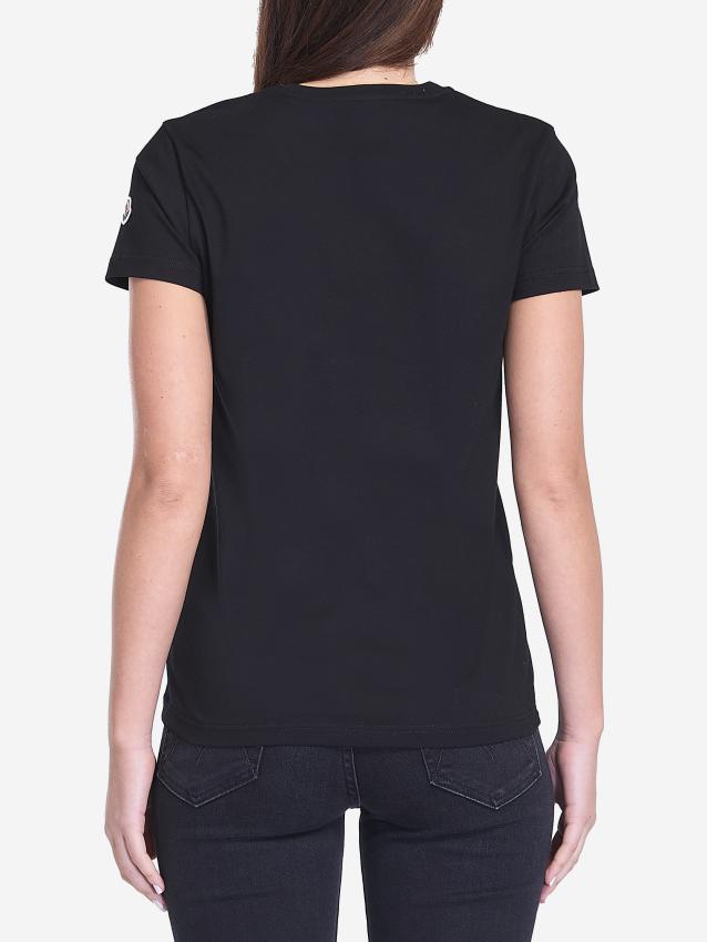 p25_moncler_p25-moncler-8c73200v80589991p.jpg
