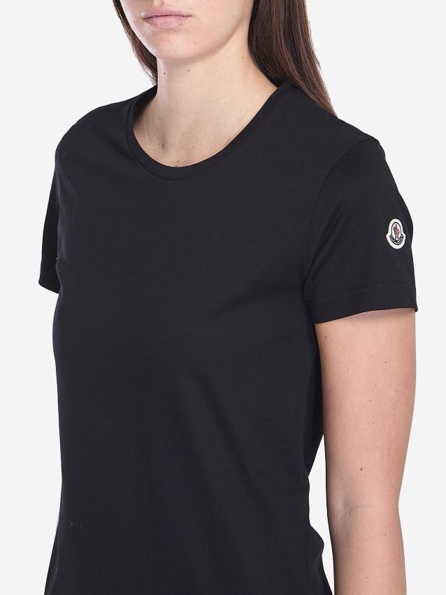 p25_moncler_p25-moncler-8c73200v80589992p.jpg