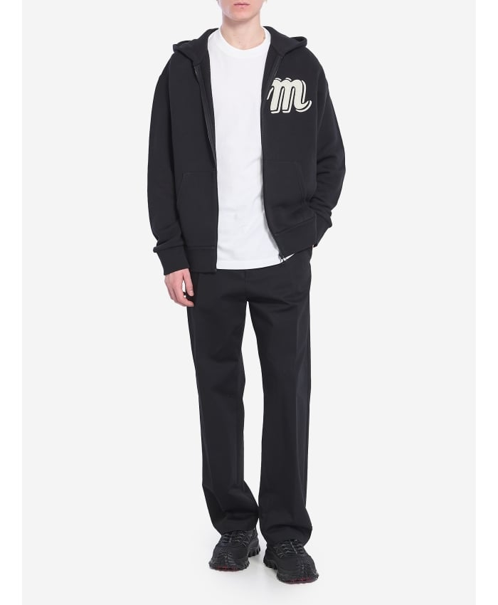 p25_moncler-mercedes_p25-moncler-mercedes-8g0000489awv9991p.jpg