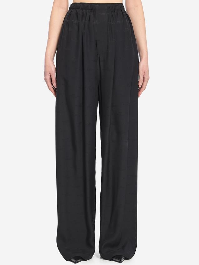 p25_balenciaga_p25-balenciaga-814016trn071000.jpg