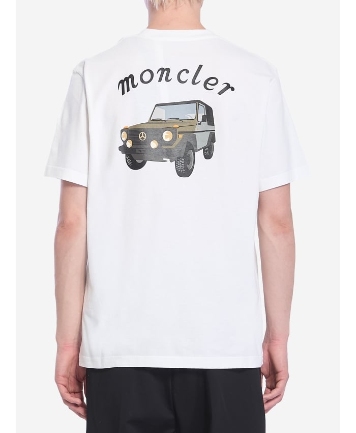 p25_moncler-mercedes_p25-moncler-mercedes-8c0000489ab90011p.jpg