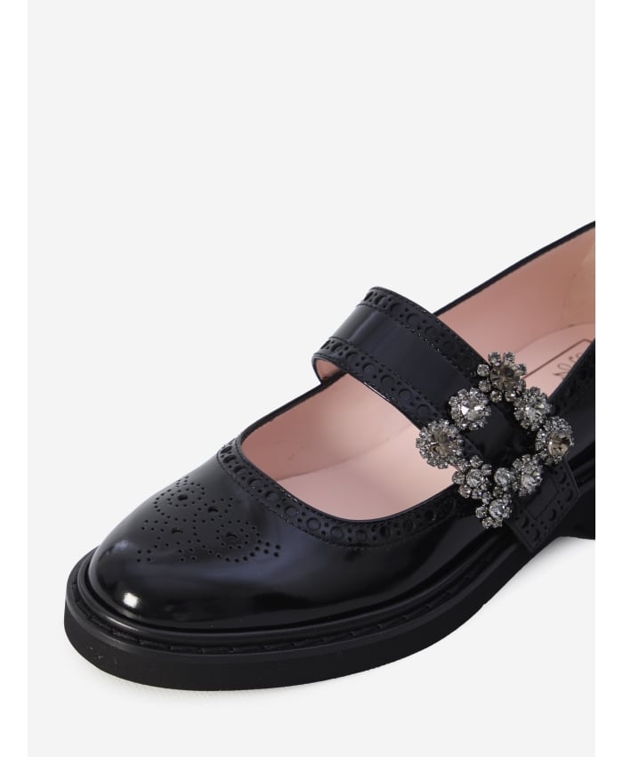 p25_roger-vivier_p25-roger-vivier-rvw54840990mrkb9996p.jpg