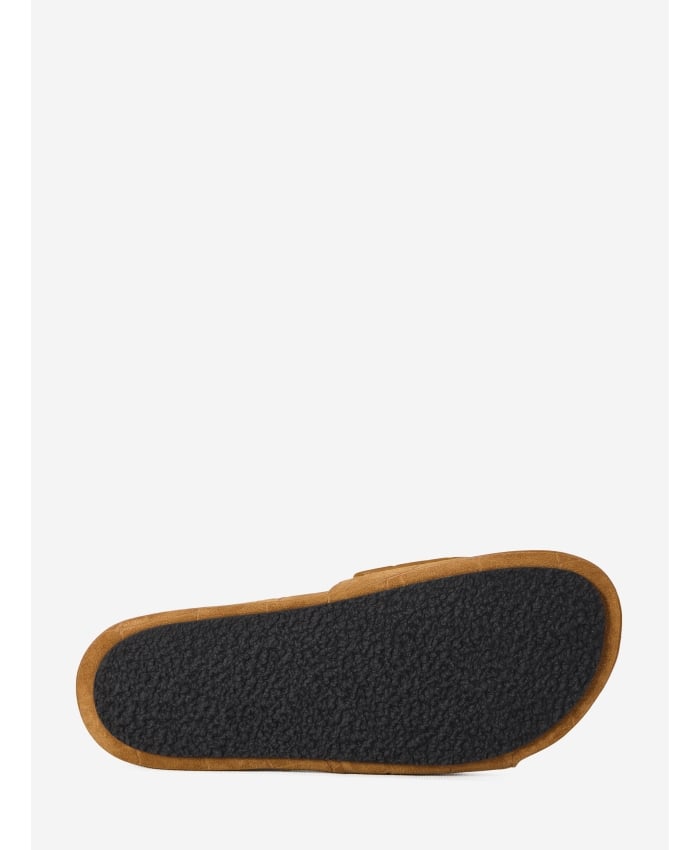 p25_jacquemus_p25-jacquemus-251f017243558305p.jpg