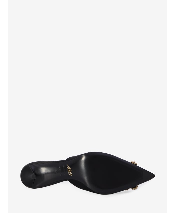 p25_roger-vivier_p25-roger-vivier-rvw41441400rs0b9995p.jpg