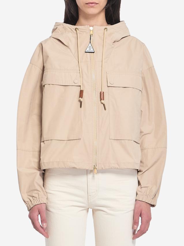p25_moncler_p25-moncler-1a00110549p320j.jpg