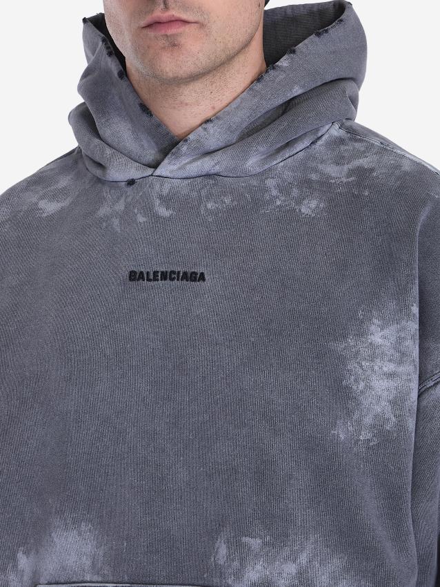 p25_balenciaga_p25-balenciaga-767877trvi984993p.jpg
