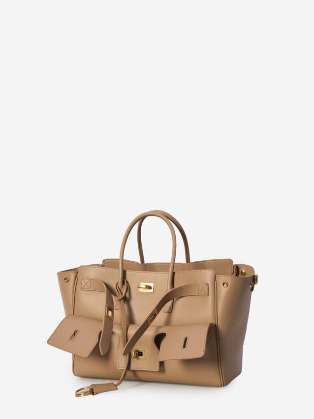 p25_balenciaga_p25-balenciaga-8125452abav26212p.jpg
