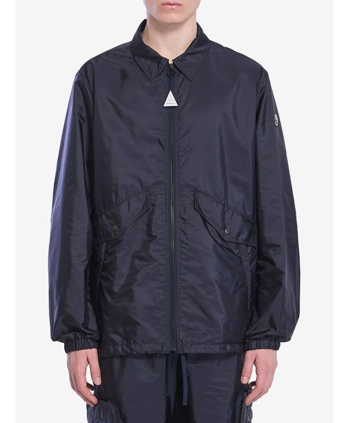 p25_moncler-mercedes_p25-moncler-mercedes-1a00004m5920778.jpg