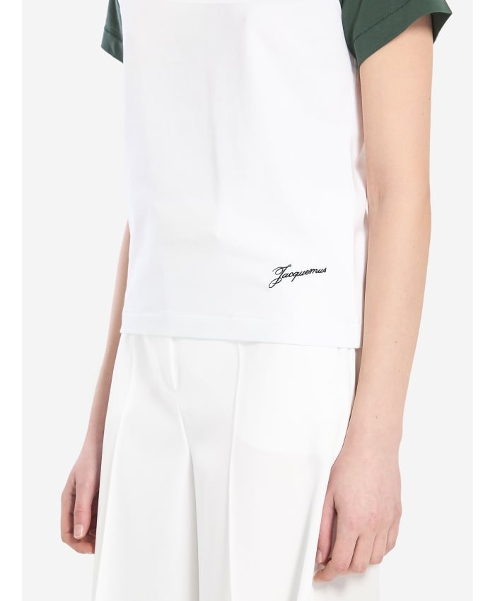 p25_jacquemus_p25-jacquemus-251js20520310503p.jpg