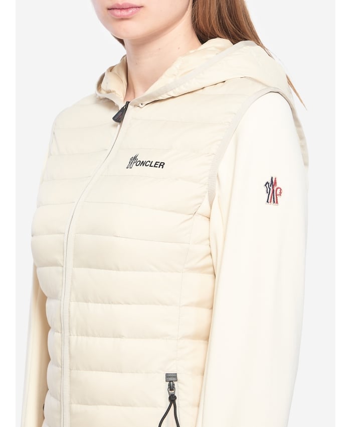 p25_moncler-grenoble_p25-moncler-grenoble-8g0000189aw004a2p.jpg