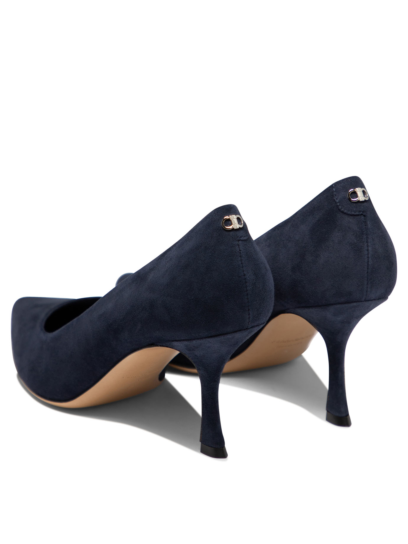 20250120201544778_S25---ferragamo---0776883_3_P.JPG