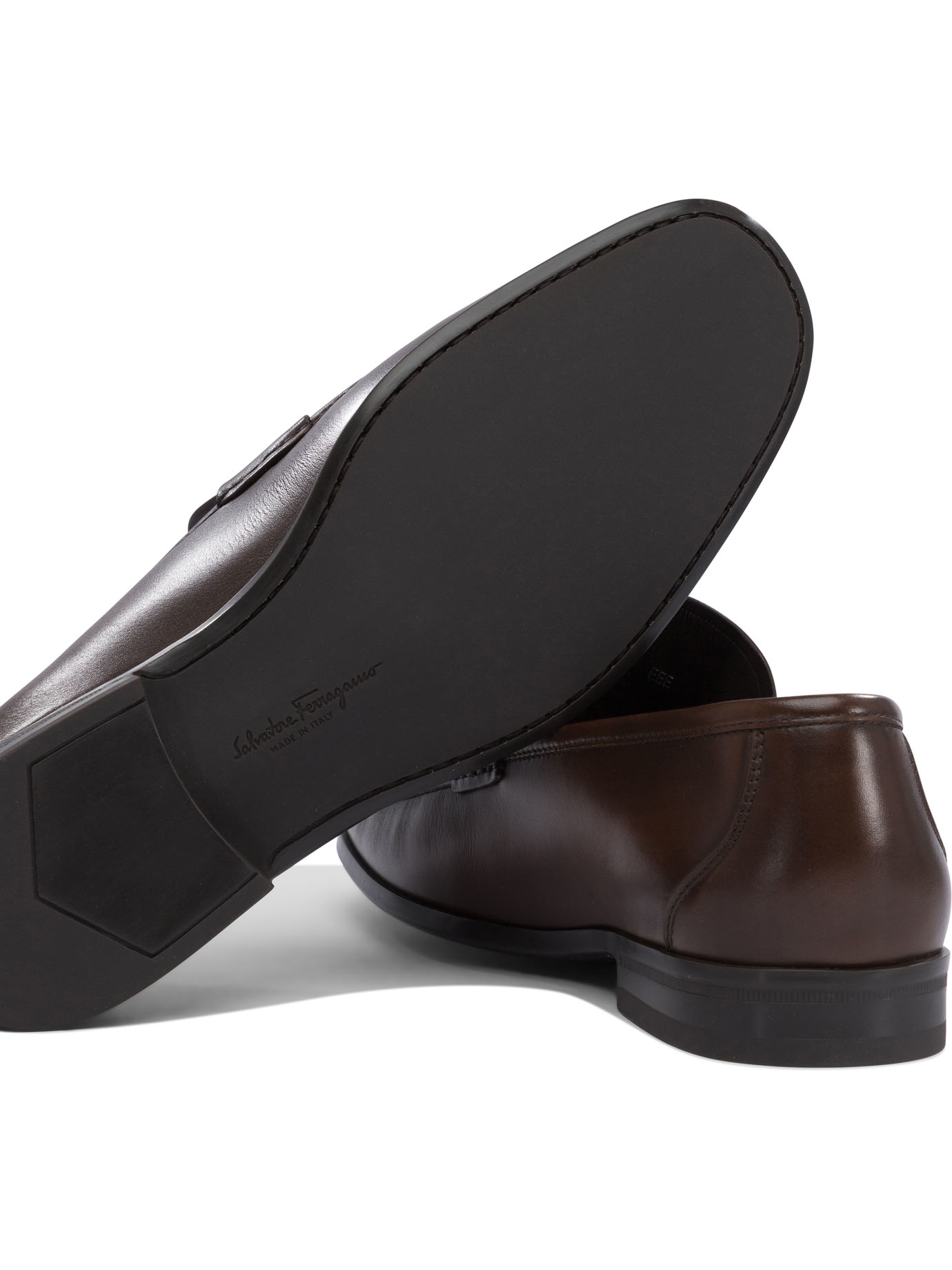 20250127200435137_S25---ferragamo---0778787_4_P.JPG