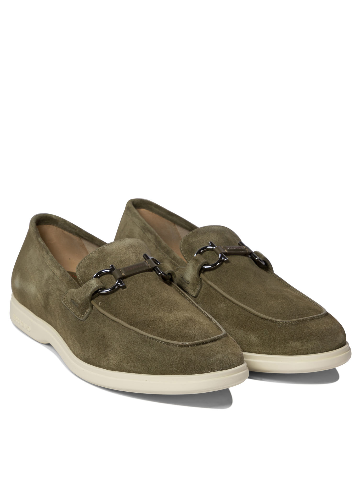 20241203201804495_S25---ferragamo---0778833_1_P.JPG