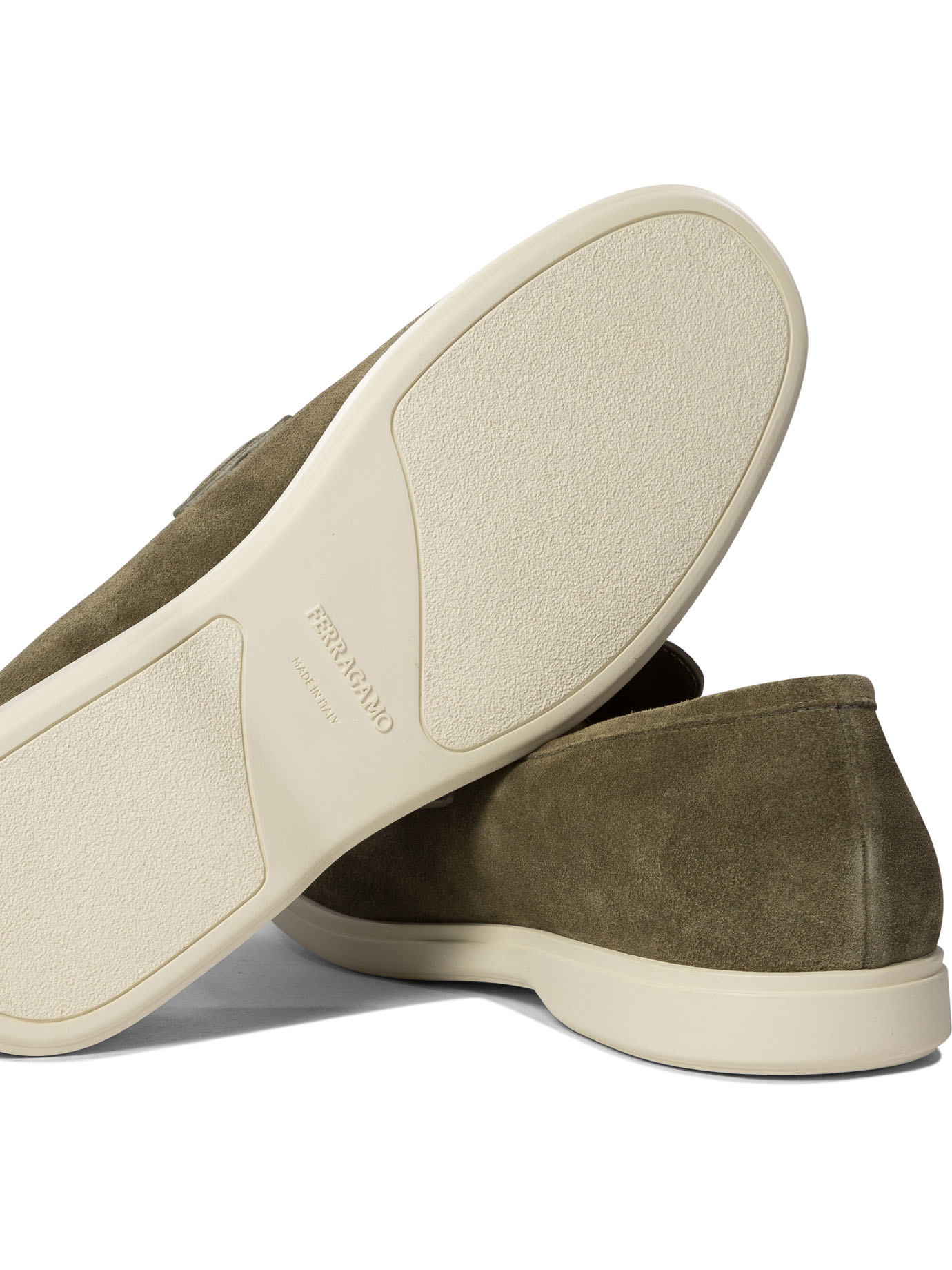 20241203201806666_S25---ferragamo---0778833_4_P.JPG
