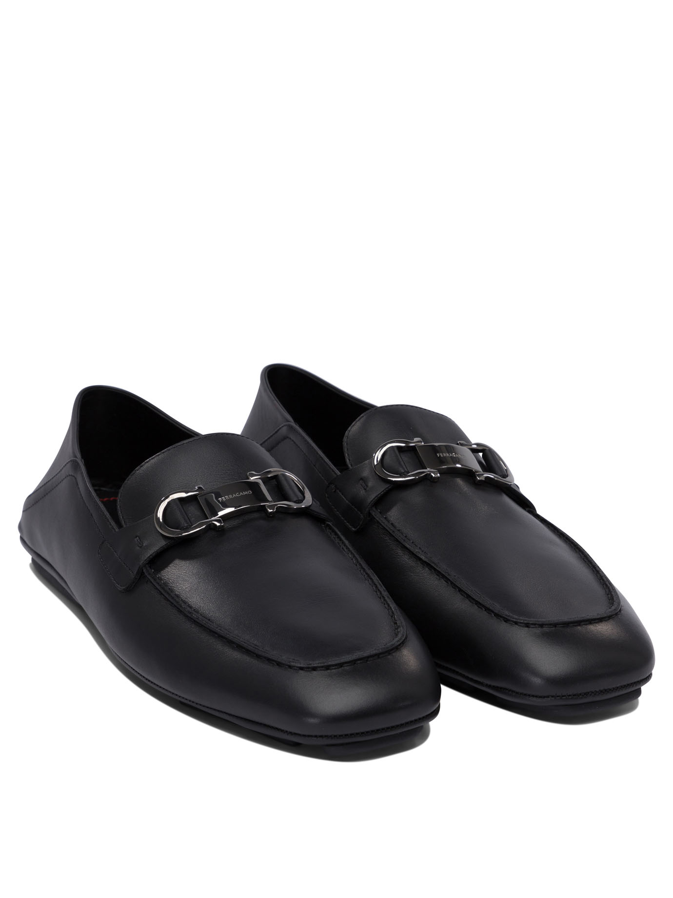 20250127200435746_S25---ferragamo---0778863_1_P.JPG