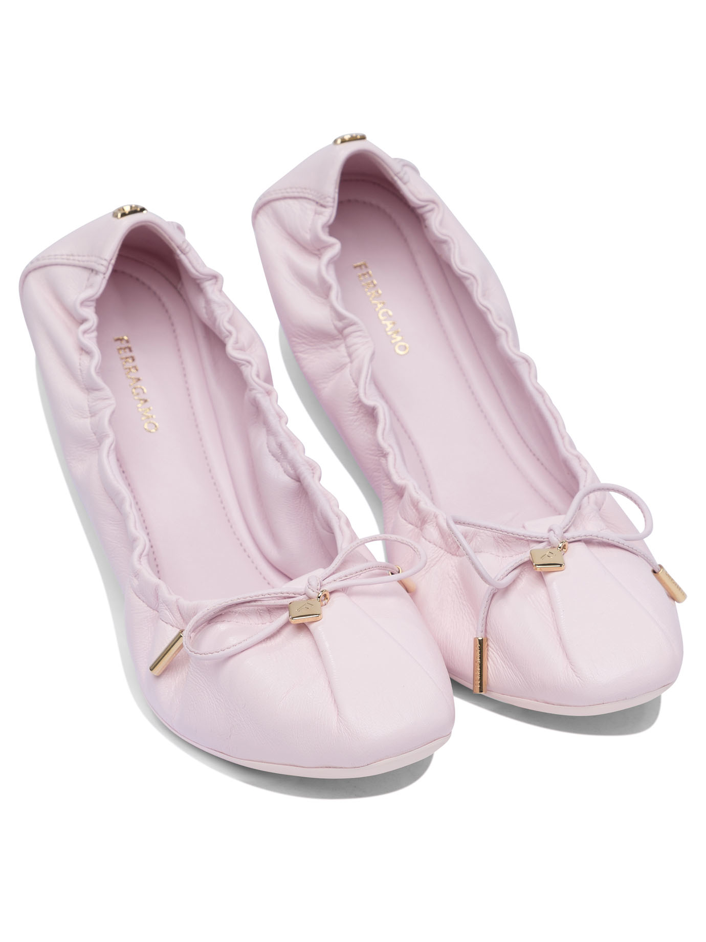 20250128123247563_S25---ferragamo---0779658_1_P.JPG