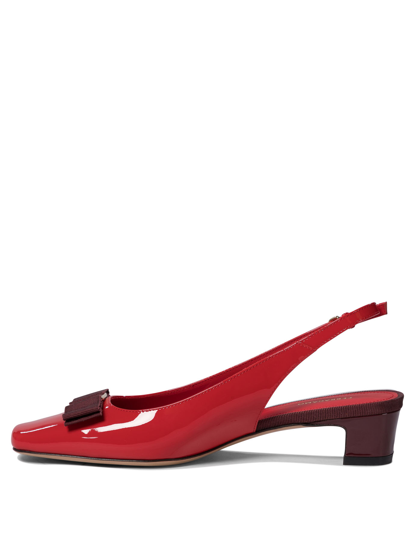 20241114121849129_S25---ferragamo---0779847_2_P.JPG