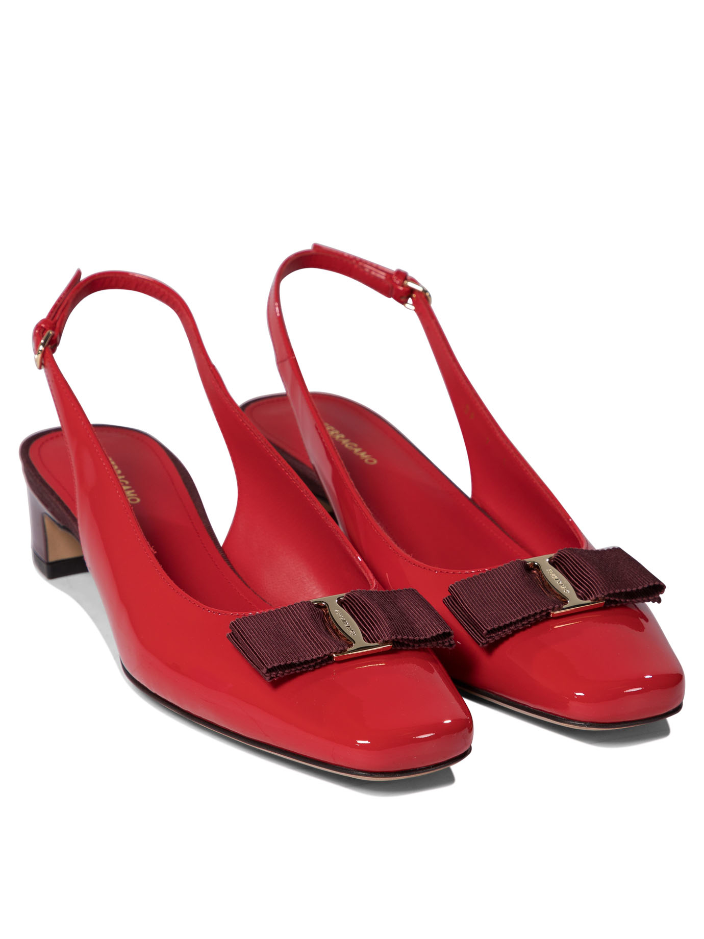 20241114121849207_S25---ferragamo---0779847_1_P.JPG