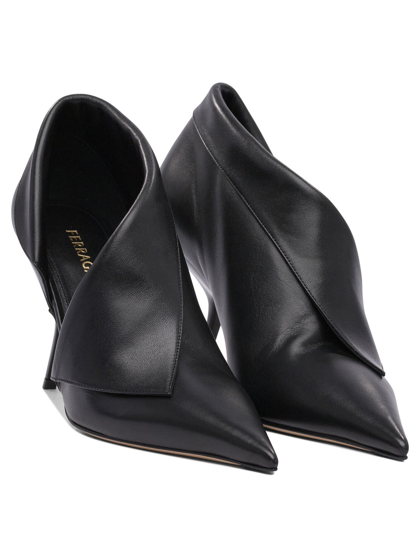 20250228125052356_S25---ferragamo---0782376_1_P.JPG
