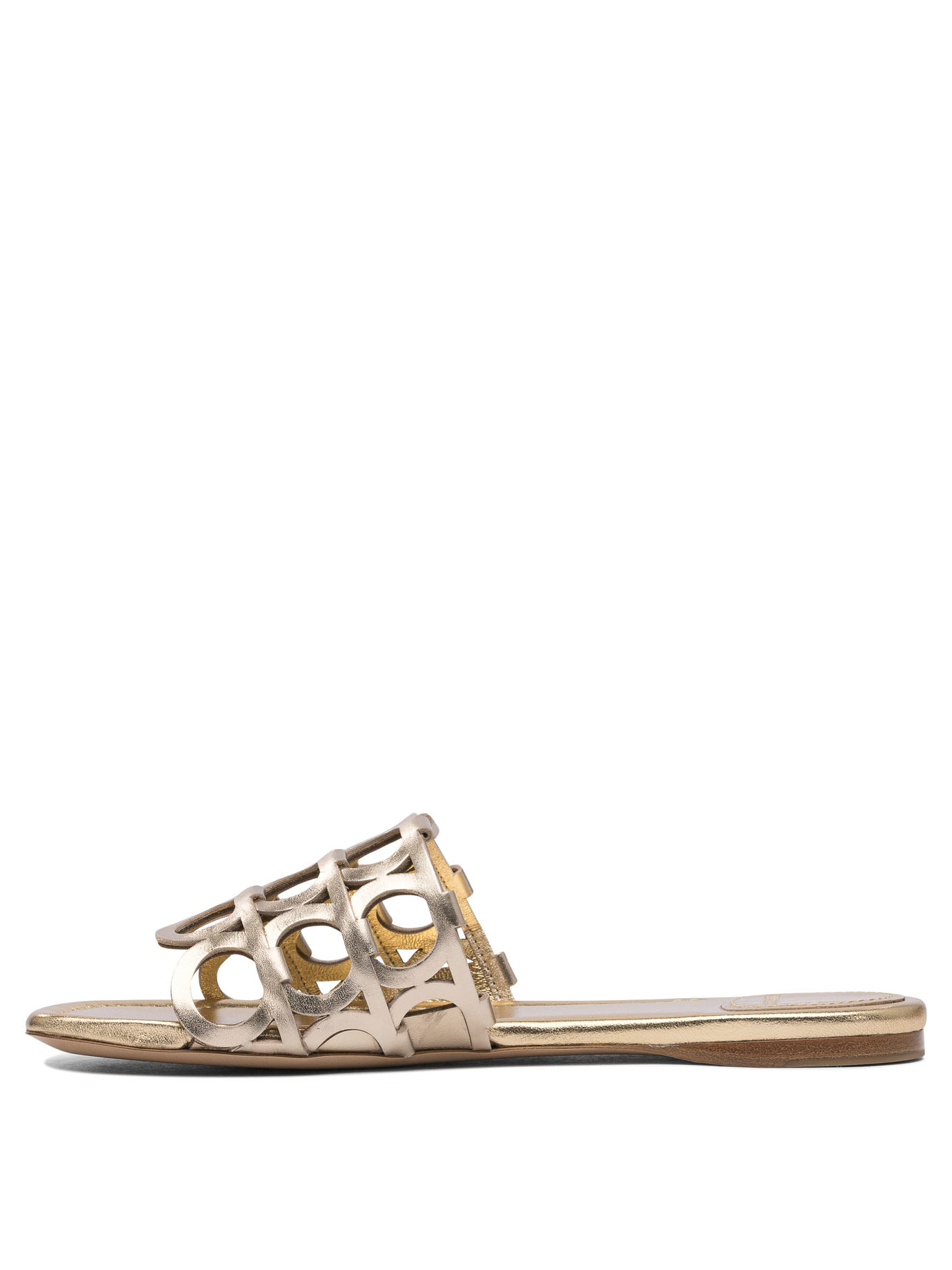 20250326201927759_S25---ferragamo---0782519_2_P.JPG