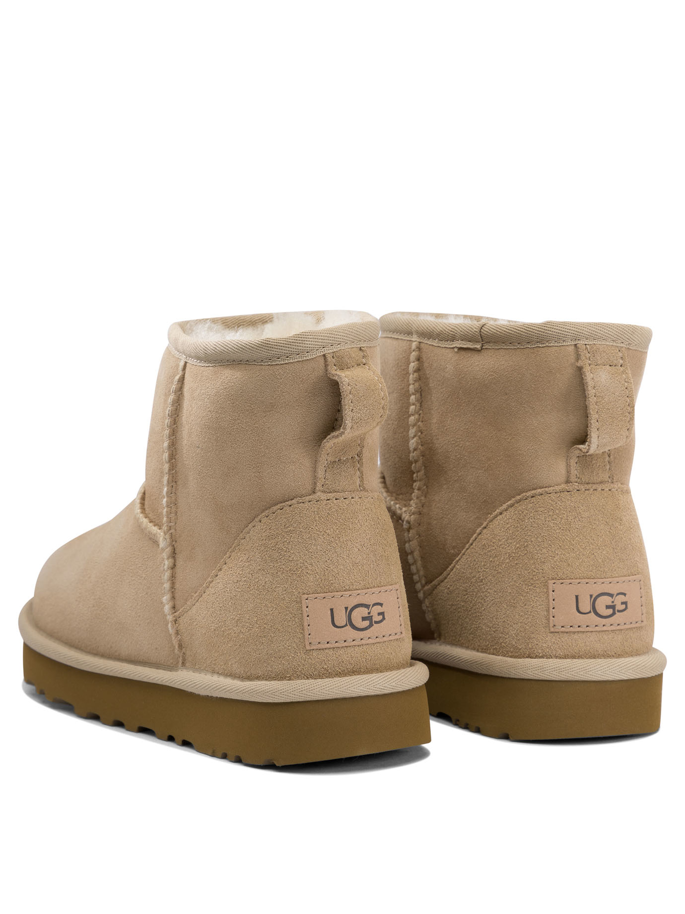 20250120123516589_S25---ugg---1016222SAN_3_P.JPG
