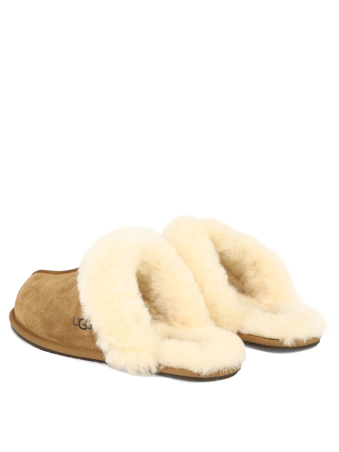 20250212202131203_S25---ugg---1106872CHE_3_P.JPG