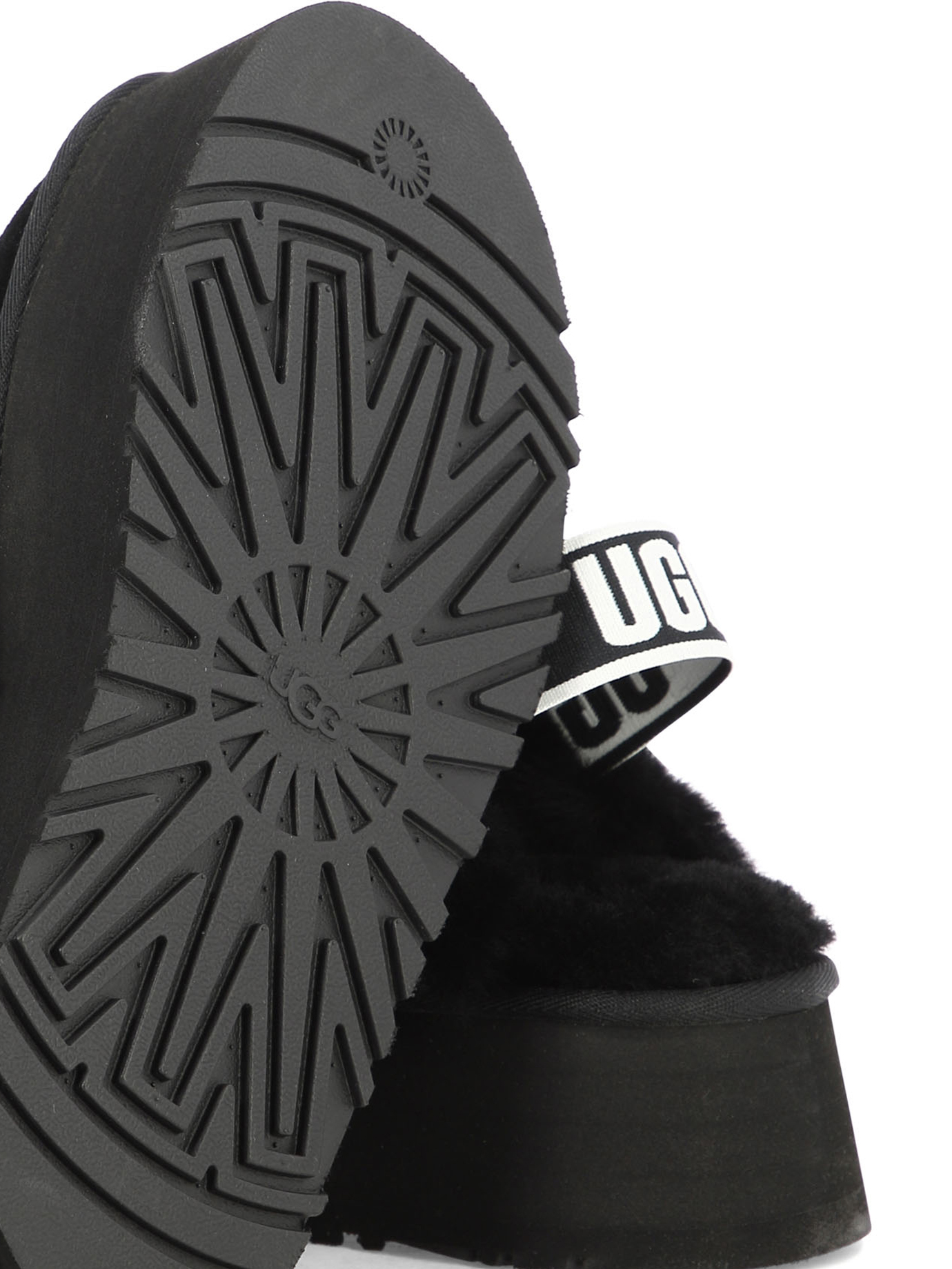 20250129203057076_W24---ugg---1113474BLK_4_P.JPG