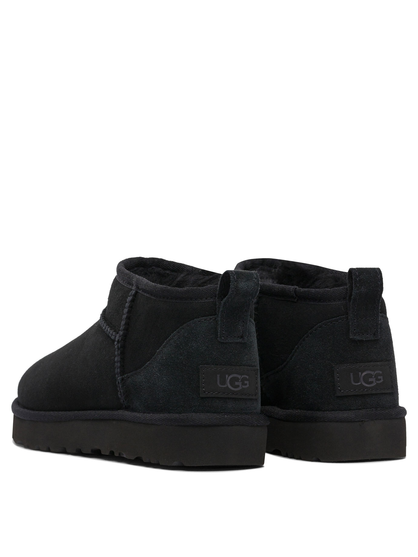 20250404193754636_W24---ugg---1116109BLK_3_P.JPG