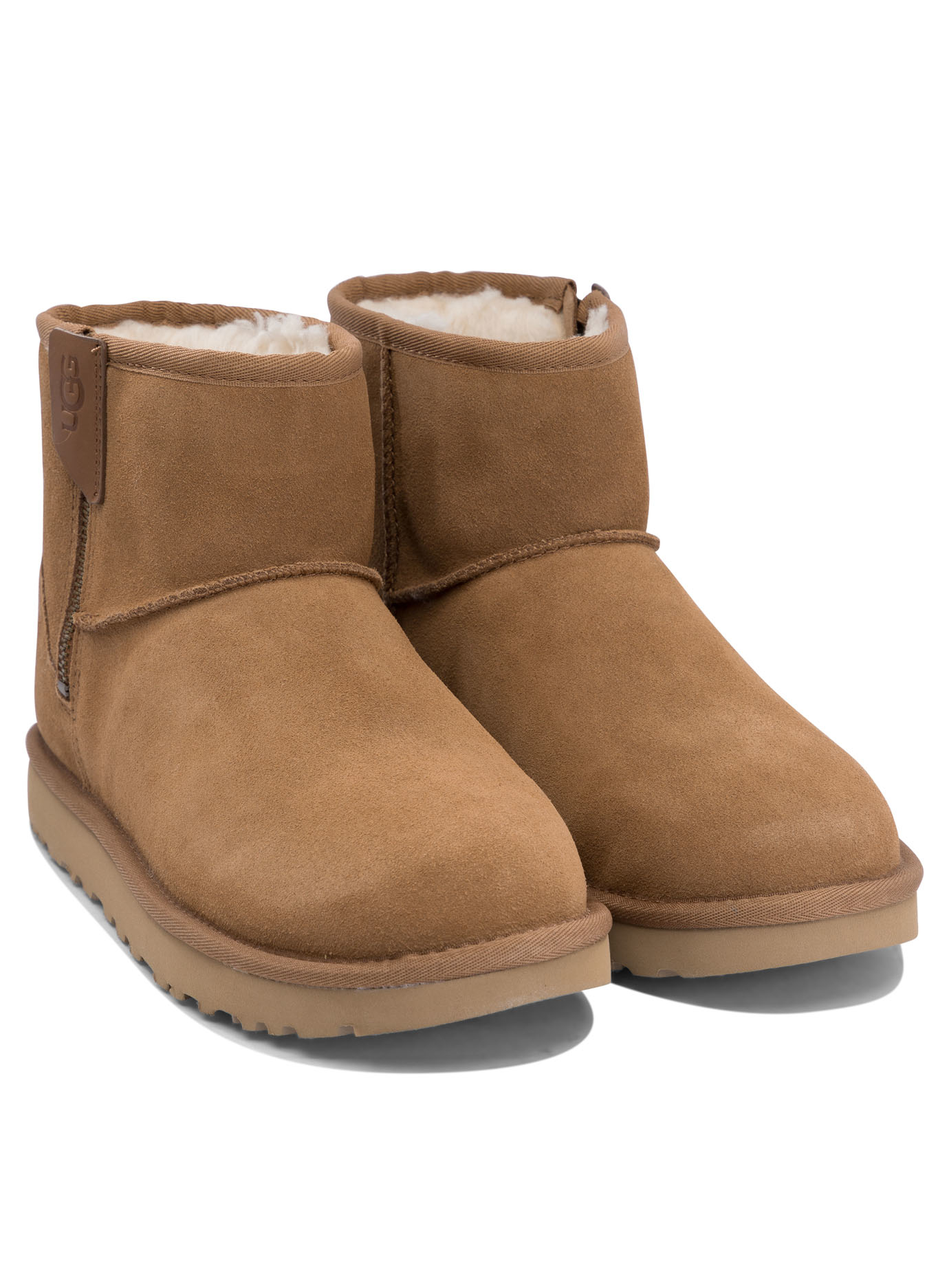 20250109123606644_W24 S25---ugg---1151230CHE_1_P.JPG