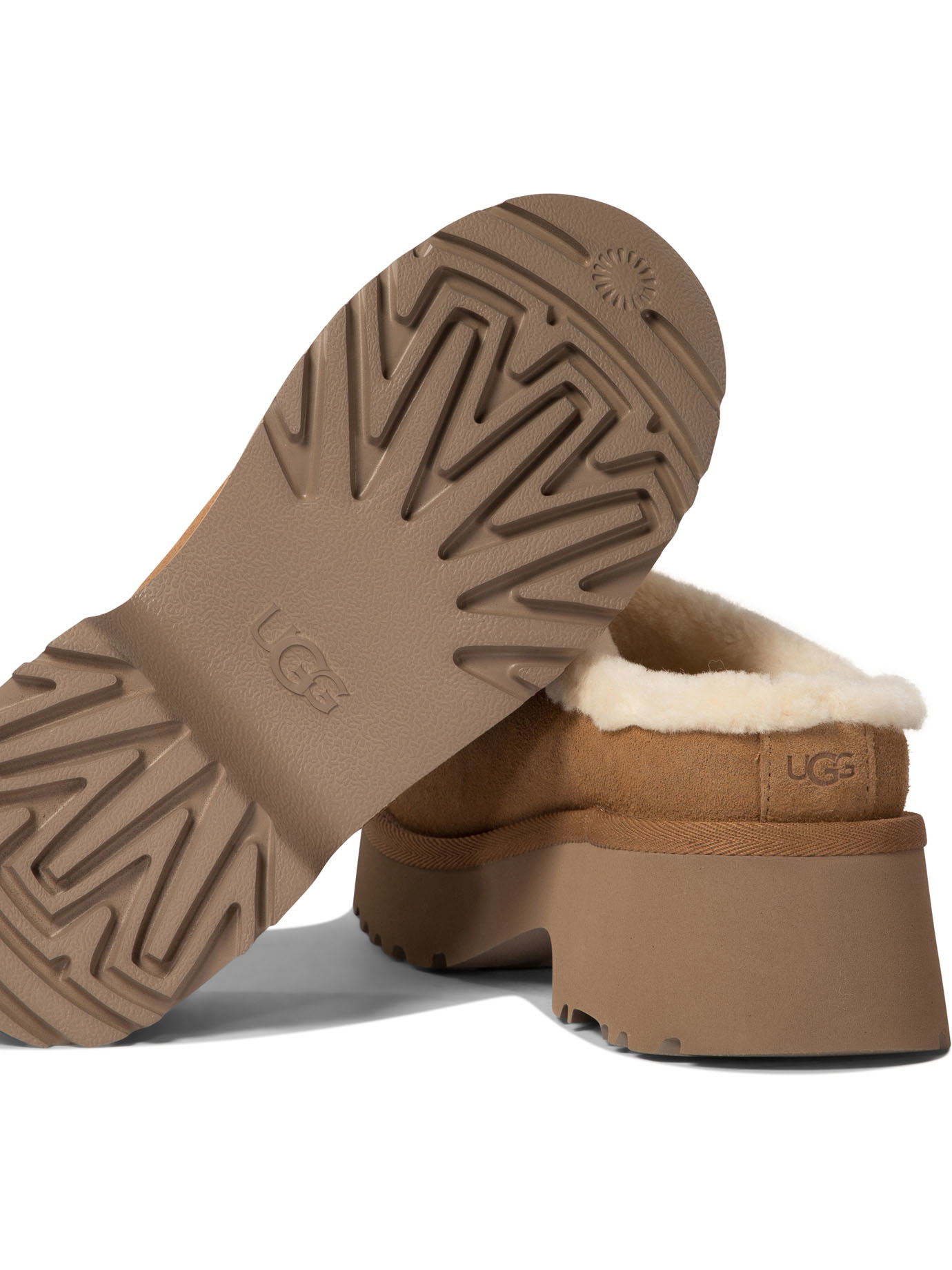 20240723091743180_W24---ugg---1162510CHE_4_P.JPG