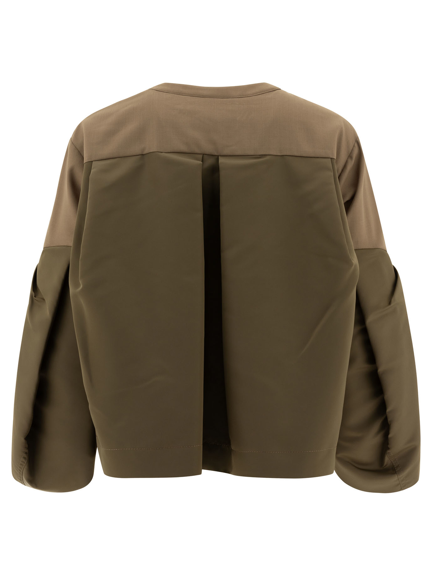 20240920190305303_W24---sacai---24-07507651_1_P.JPG