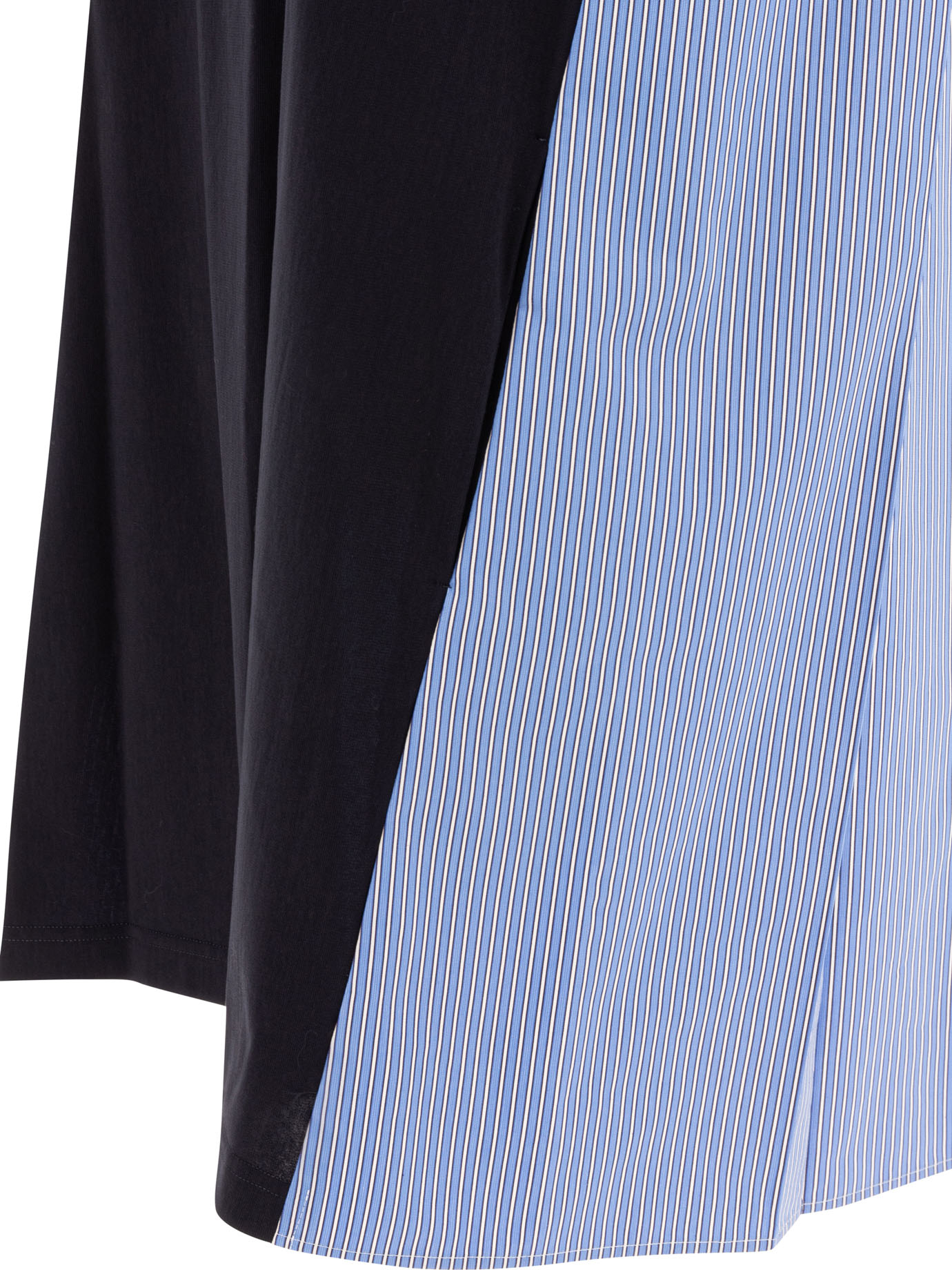 20250207123730801_S25---sacai---25-07768239_3_P.JPG