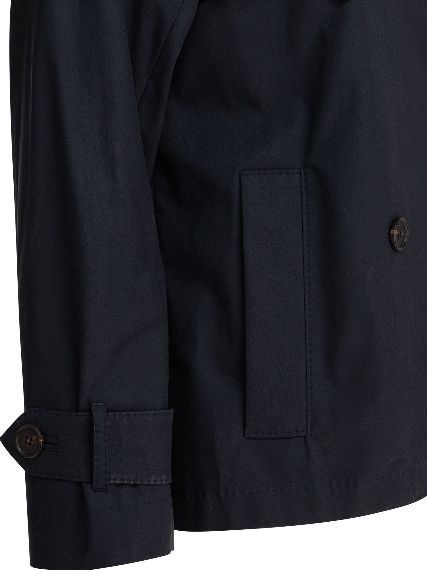 20250225123344232_S25---max mara the cube---2519021044600ZENO006_3_P.JPG