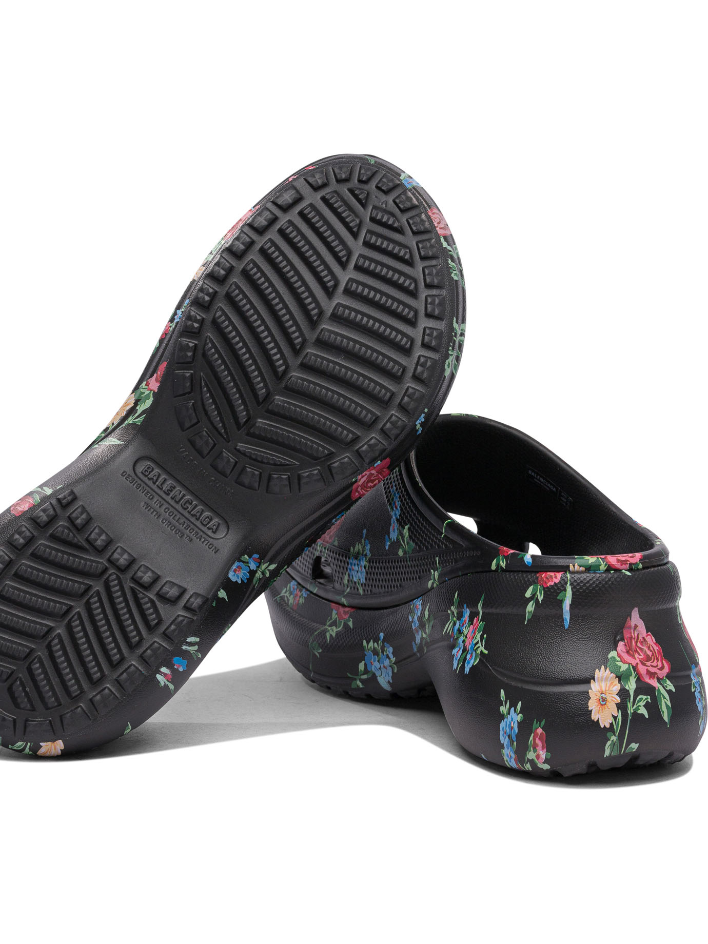 20250403145231291_S25---balenciaga---677389W1S8G8154_4_P.JPG