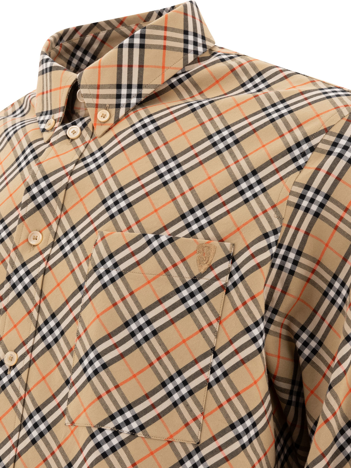20250115200349551_S25---burberry---8104072_3_P.JPG