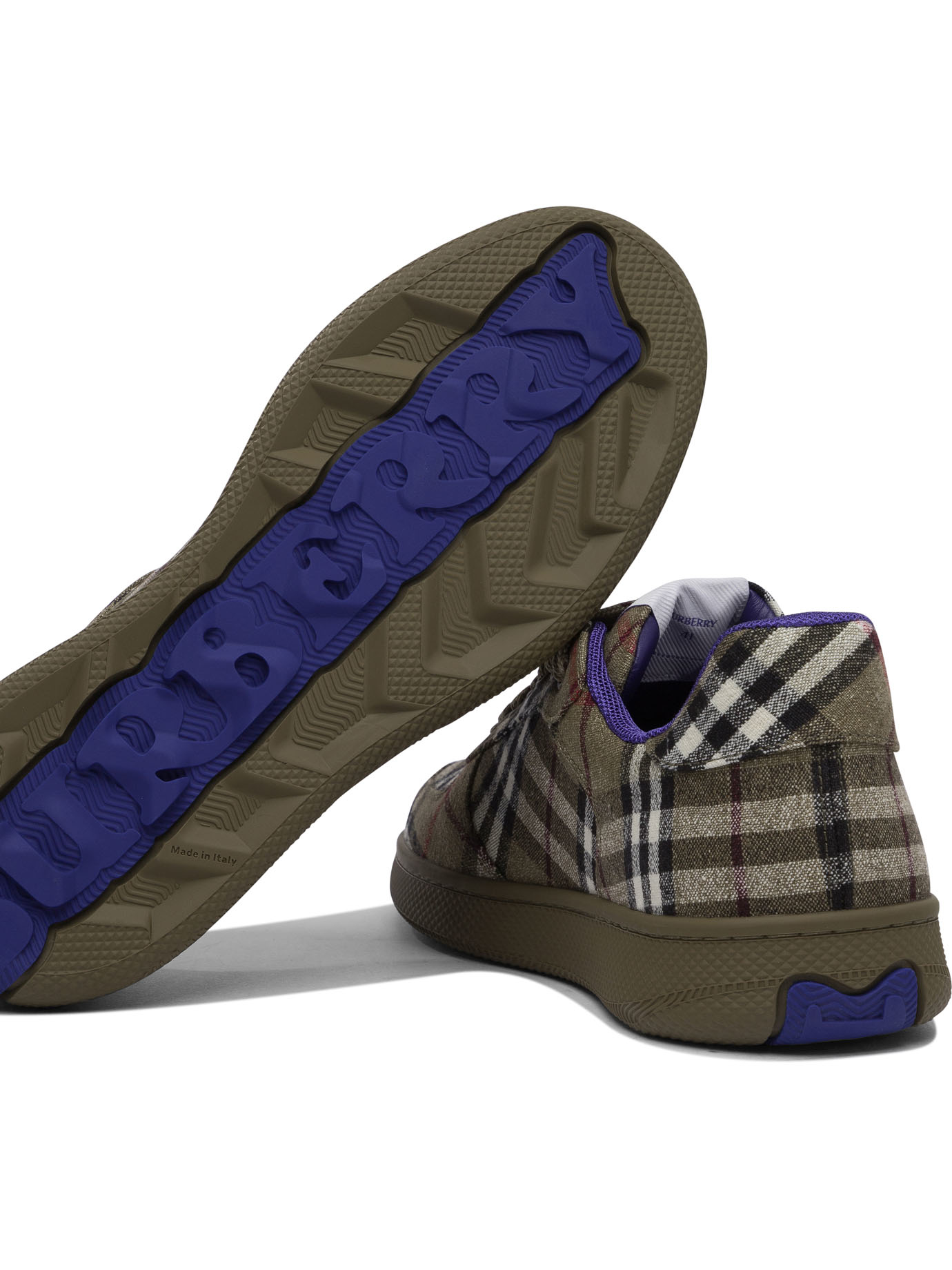 20250127200355261_S25---burberry---8105189_4_P.JPG