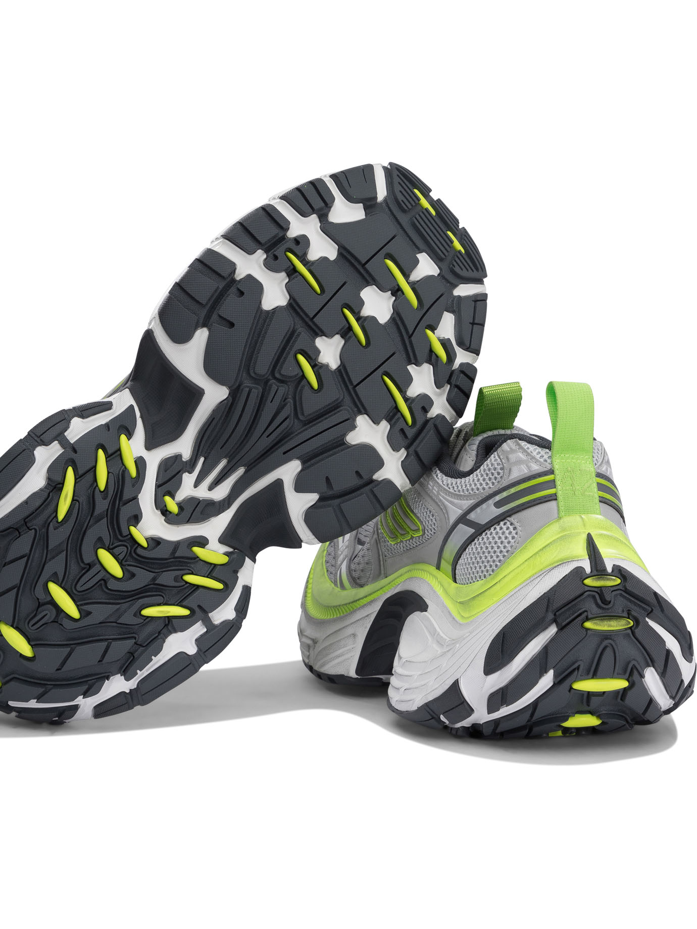 20250109123138611_S25---balenciaga---815859W2MV21937_4_P.JPG