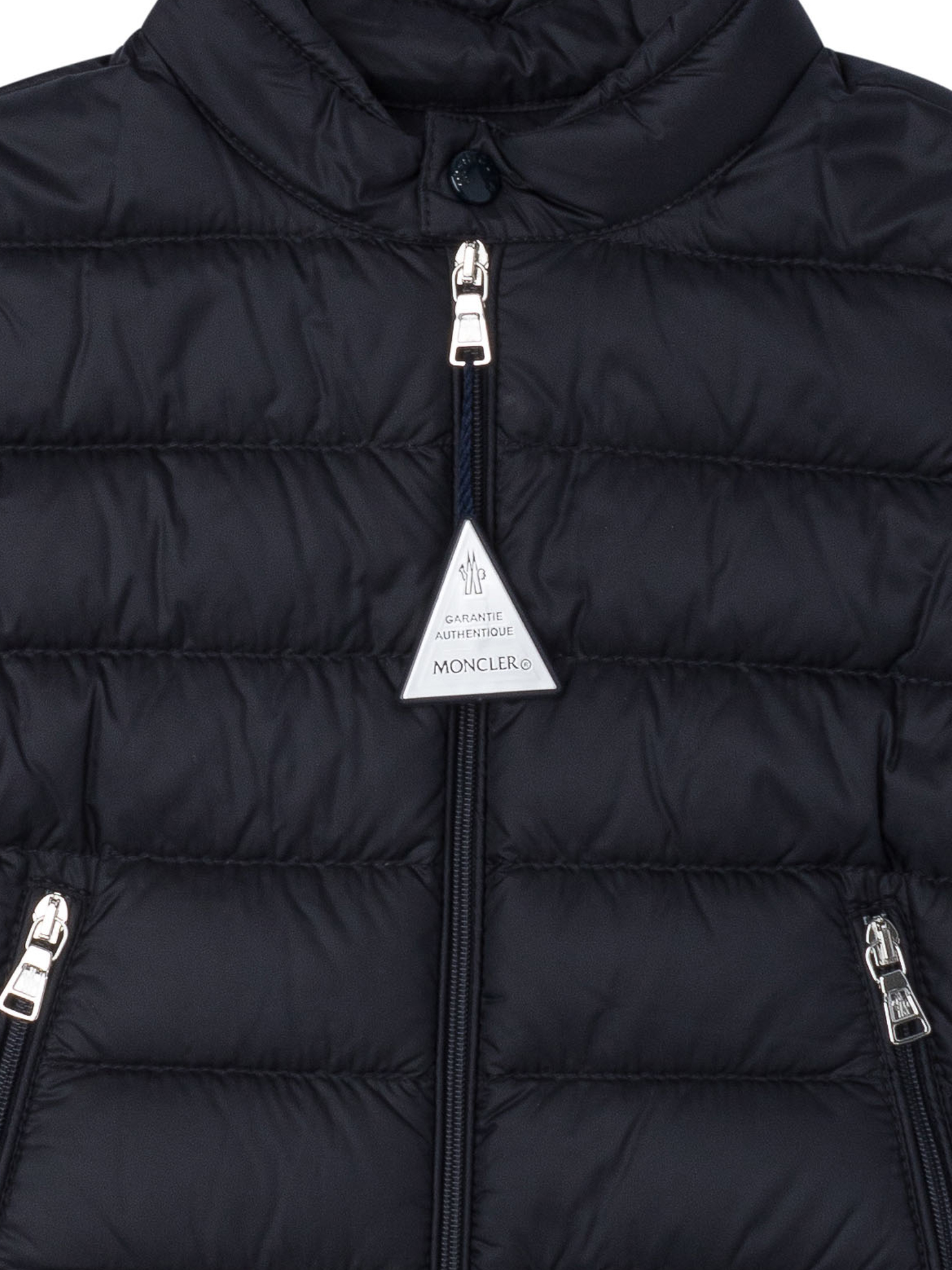 20250217200846220_S25---moncler enfant---ACORUS-B-1A00021-597YF778_2_P.JPG