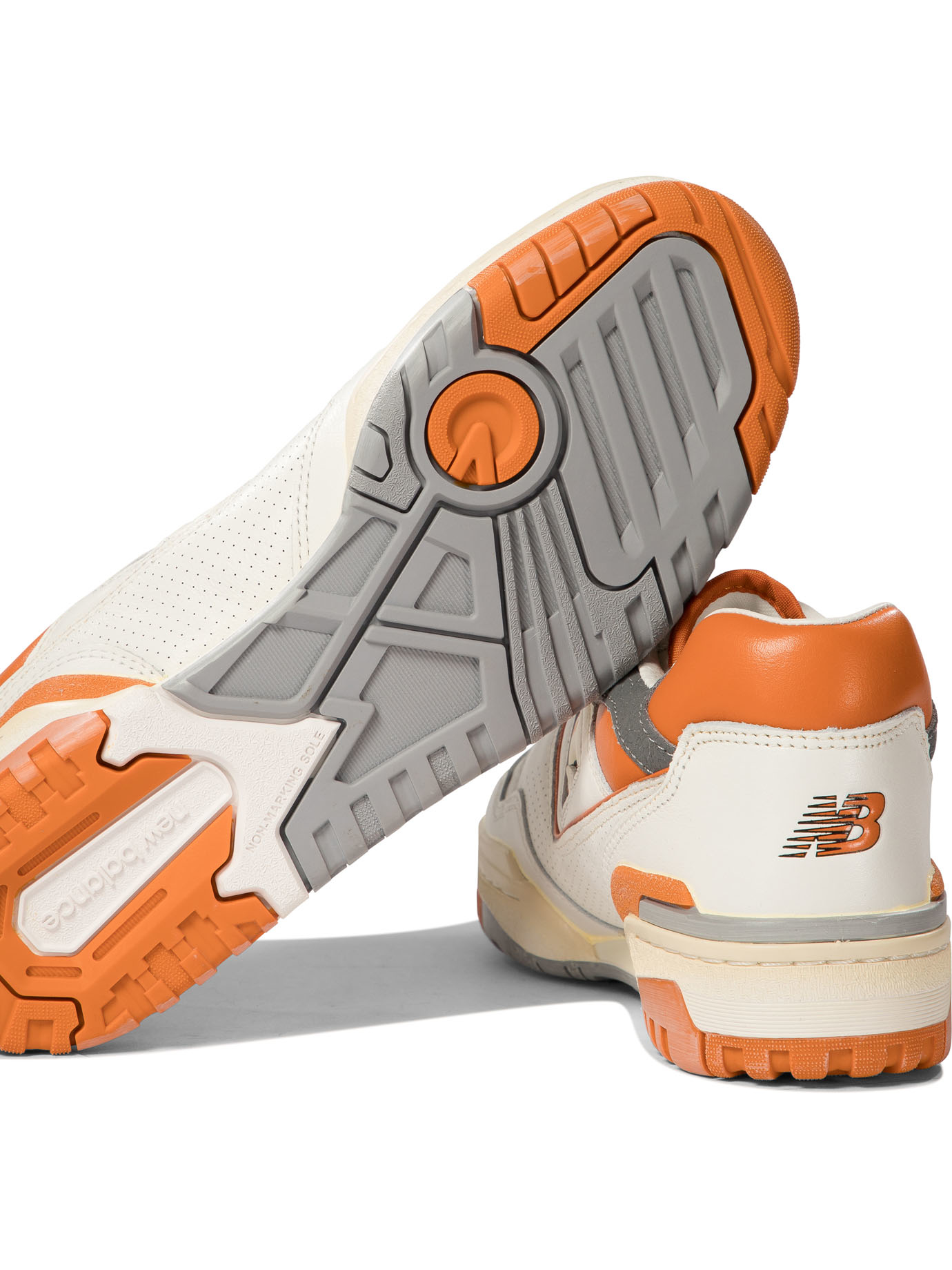 20240822120236418_W24---new balance---BB550VTFSEA SALT-RED_4_P.JPG