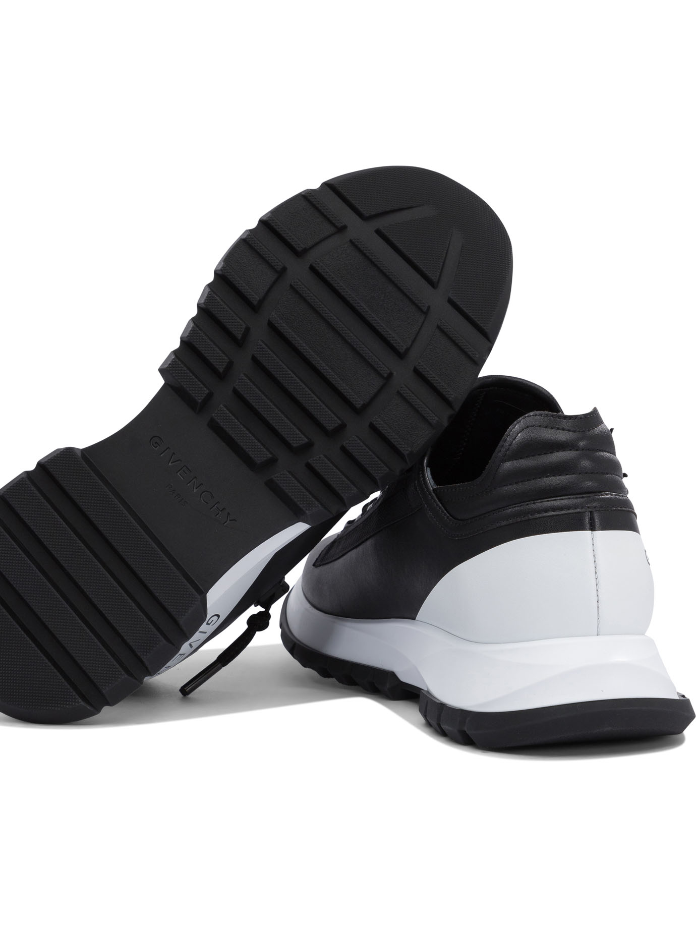 20250109123216048_S25---givenchy---BH00AFH1R5004_4_P.JPG