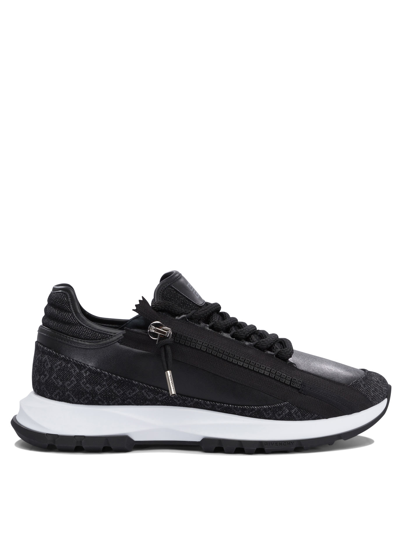 20250109123215985_S25---givenchy---BH00AFH1U5001.JPG