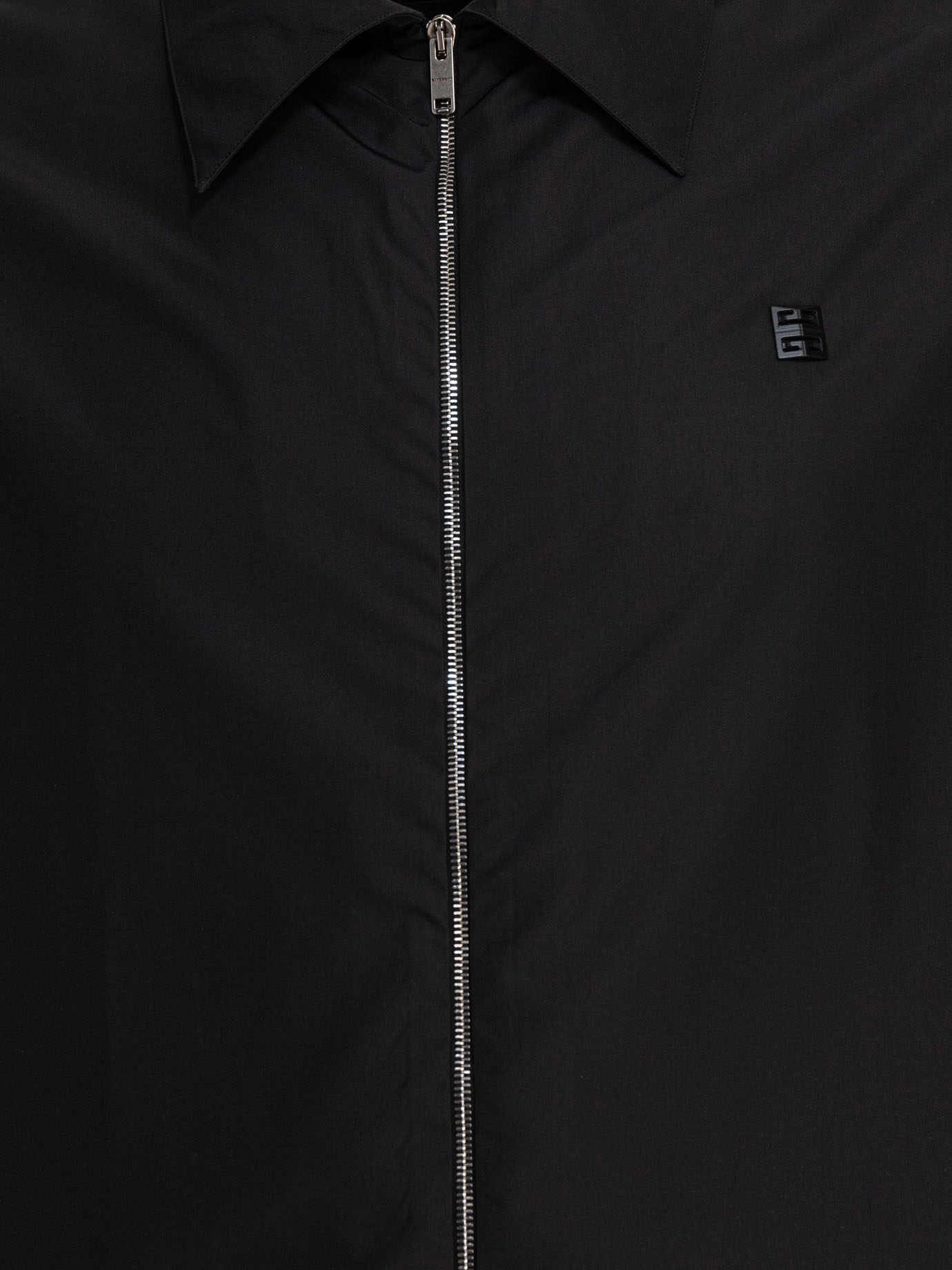 20250305123308347_S25---givenchy---BM615315L8001_2_P.JPG