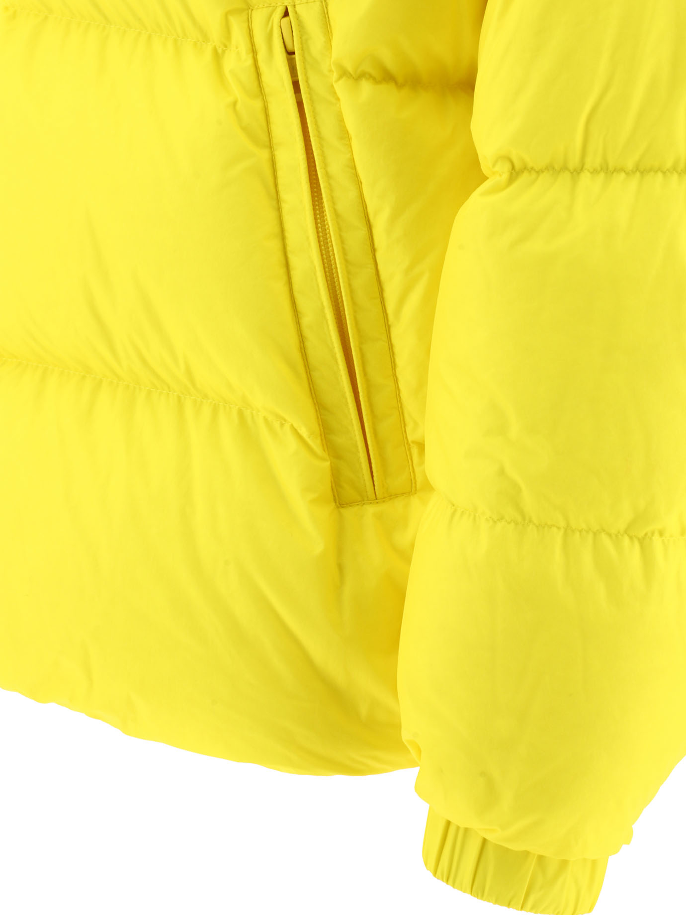 20240613143318209_W23---moncler---CITALA1A00015-5396L140_3_P.JPG