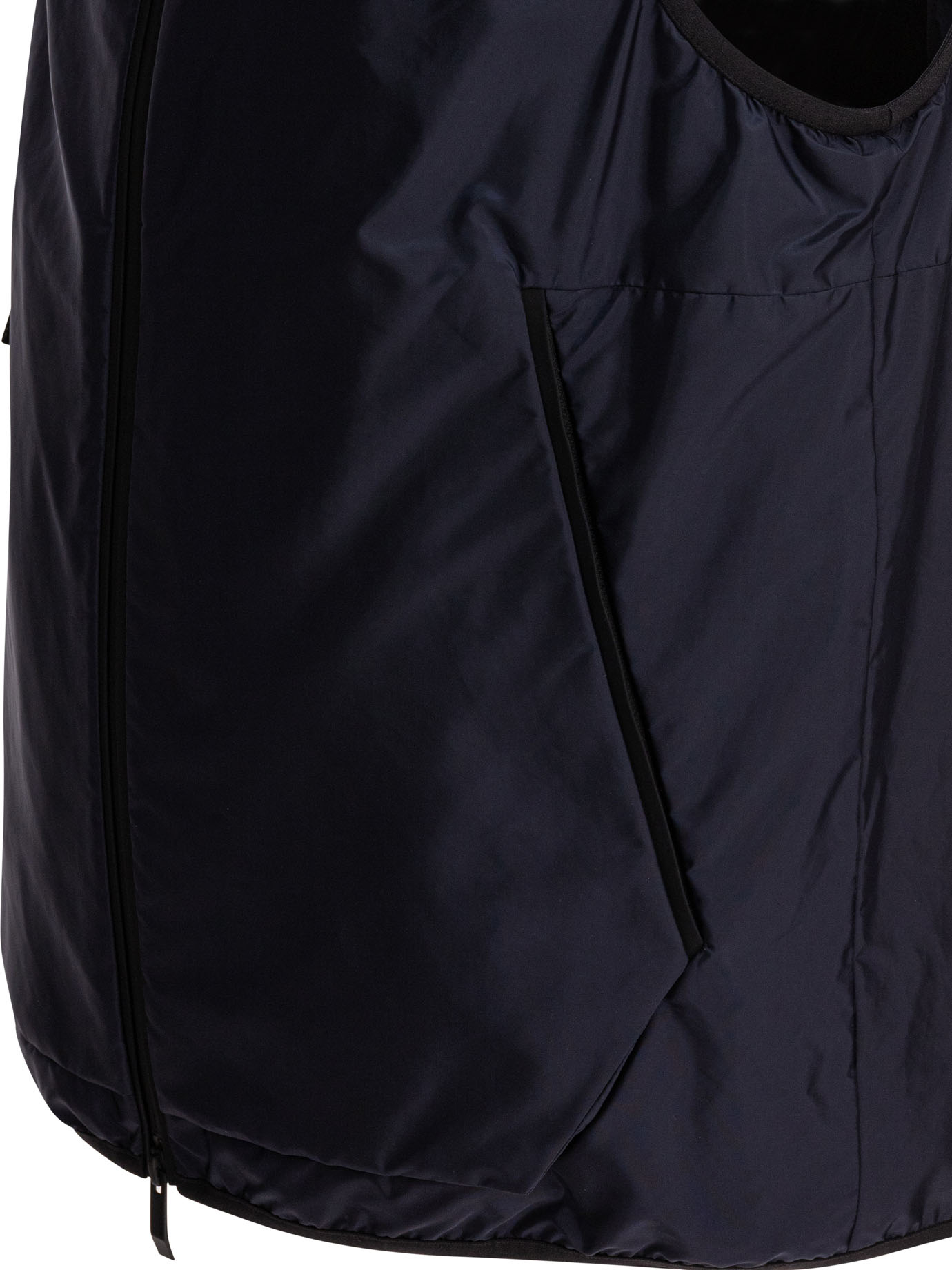 20250225123438951_S25---moncler---MORETAN1A00172-539ZD742_3_P.JPG